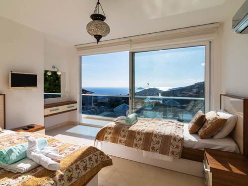  gece  -  Kasım
  | Kalkan Kızıltaş Deniz Manzaralı Lüks Villa: Jakuzili, 8 Kişilik Tatil